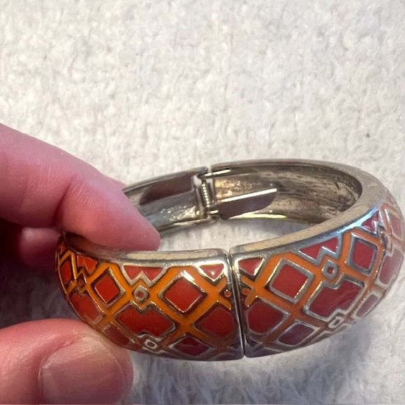 VTG Orange Gold Tone Retro Hinged Clamper Bangle Bracelet - Picture 3 of 5